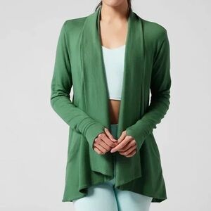 Pranayama Restore Wrap
Nirvana fabric is ultra-soft and breathable